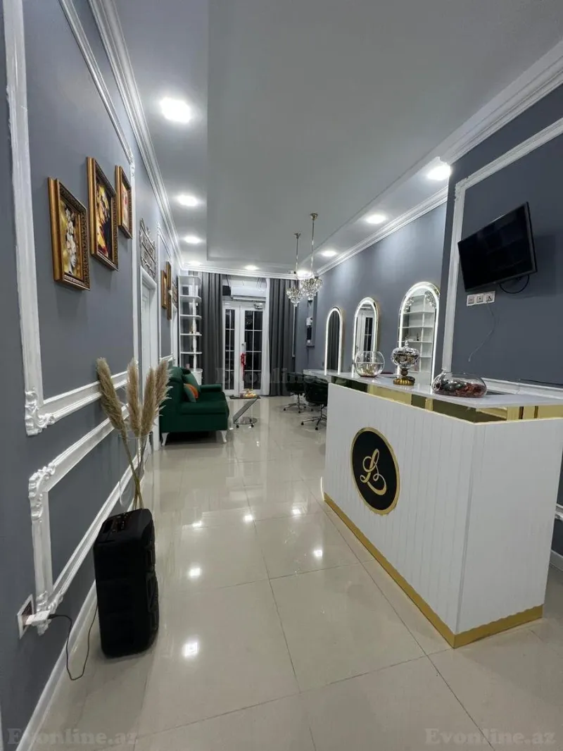 Satılır Obyekt 100 m² 8 Noyabr m.