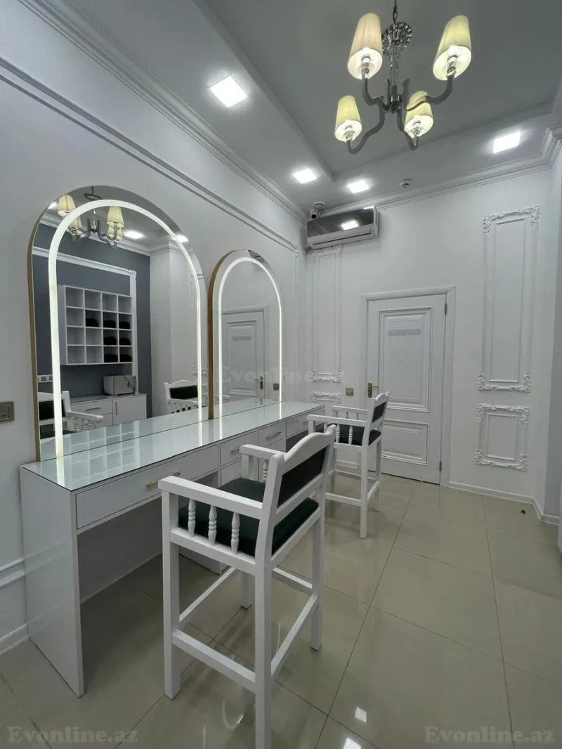 Satılır Obyekt 100 m² 8 Noyabr m. - şəkil 4