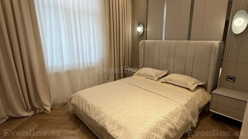 Satılır 4 otaqlı Mənzil Yeni tikili 166 m² Elmlər Akademiyası m. - şəkil 9