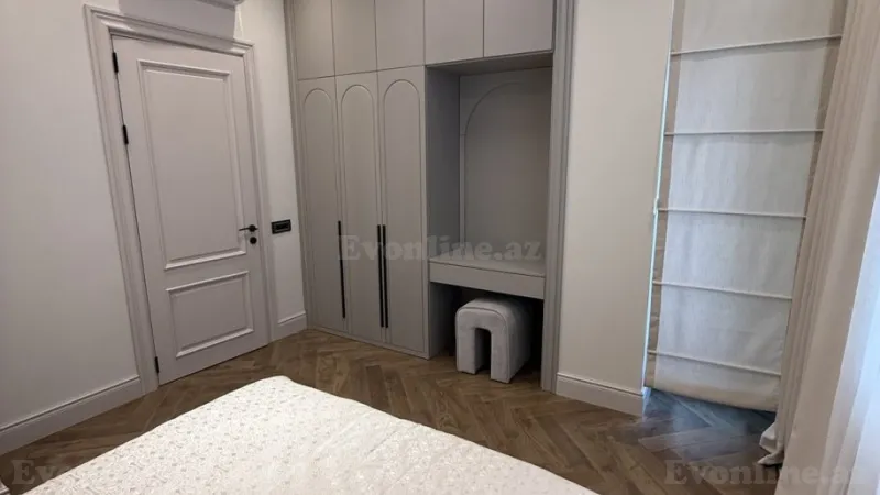 Satılır 4 otaqlı Mənzil Yeni tikili 166 m² Elmlər Akademiyası m. - şəkil 10