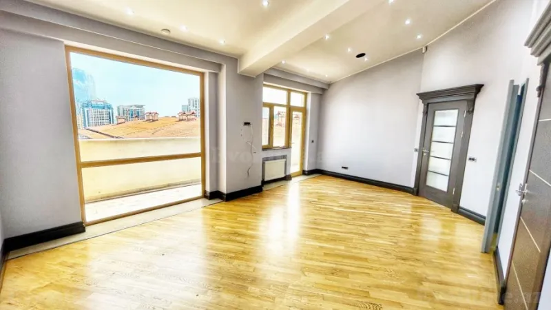 Satılır 3 otaqlı Mənzil Yeni tikili 200.5 m² 28 May m. - şəkil 6