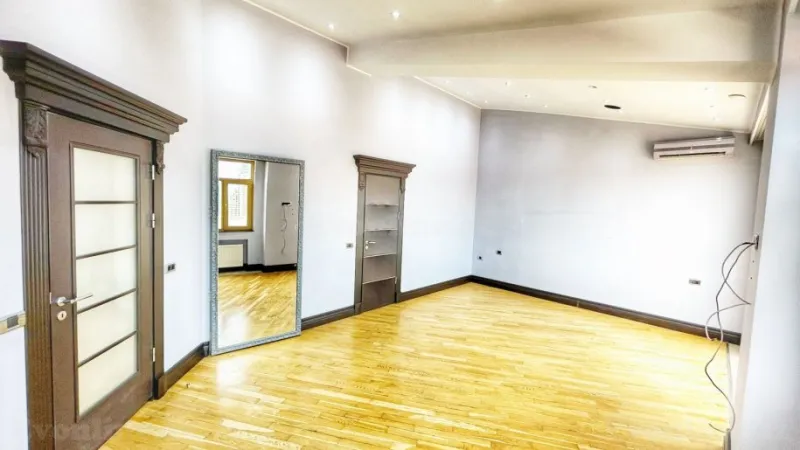 Satılır 3 otaqlı Mənzil Yeni tikili 200.5 m² 28 May m. - şəkil 8