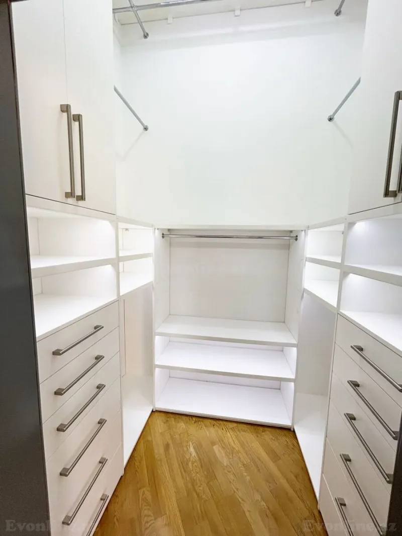 Satılır 3 otaqlı Mənzil Yeni tikili 200.5 m² 28 May m. - şəkil 12