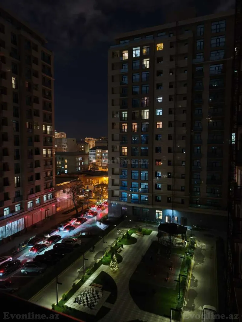 2 otaqlı Mənzil 70 m² Nizami m. Kirayə verilir