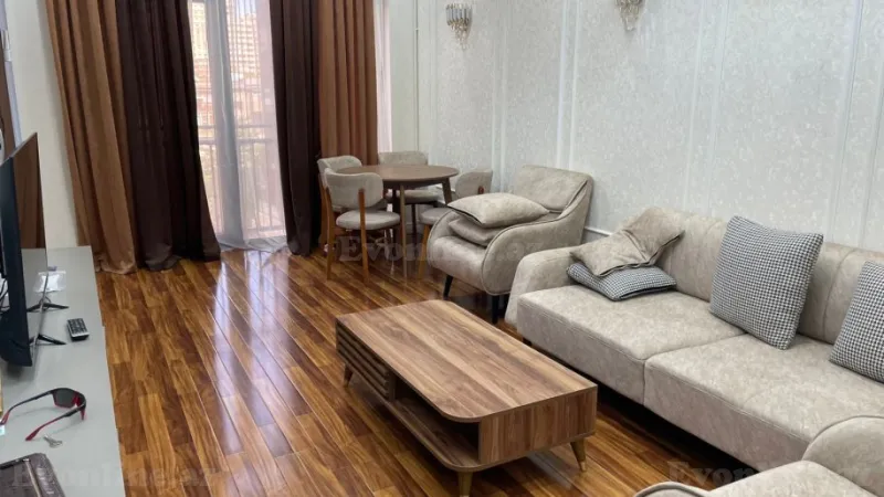 Kirayə verilir 2 otaqlı Mənzil Yeni tikili 70 m² Nizami m. - şəkil 4