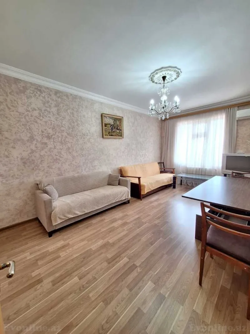 Satılır 2 otaqlı Mənzil Köhnə tikili 55 m² Yeni Yasamal - şəkil 2