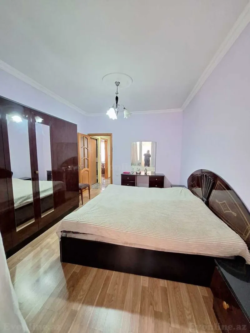 Satılır 2 otaqlı Mənzil Köhnə tikili 55 m² Yeni Yasamal - şəkil 5