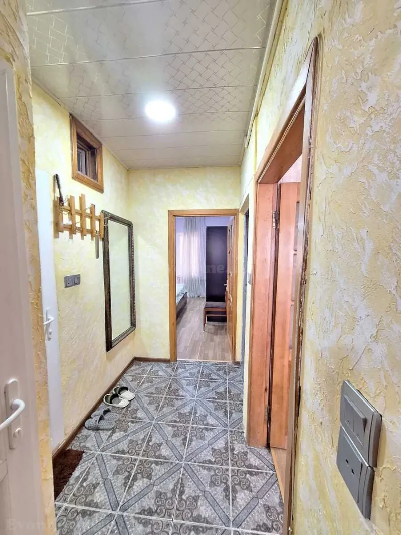 Satılır 2 otaqlı Mənzil Köhnə tikili 55 m² Yeni Yasamal - şəkil 9