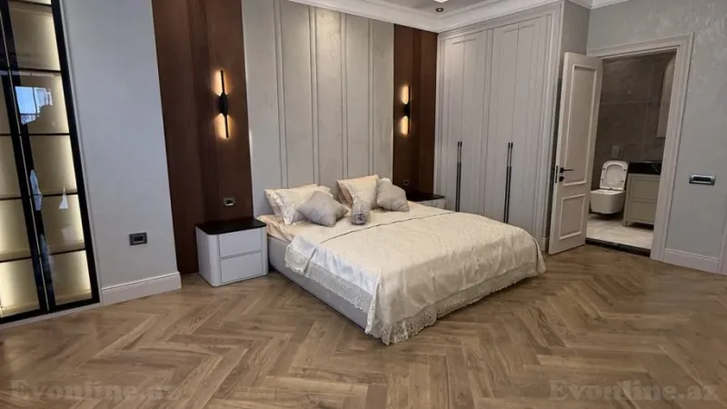 4 otaqlı Mənzil 186 m² Elmlər Akademiyası m. Satılır