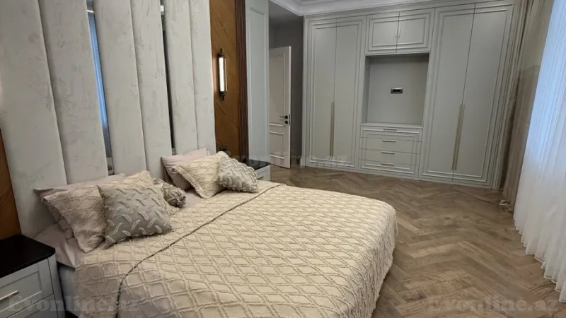 Satılır 4 otaqlı Mənzil Yeni tikili 186 m² Elmlər Akademiyası m. - şəkil 12