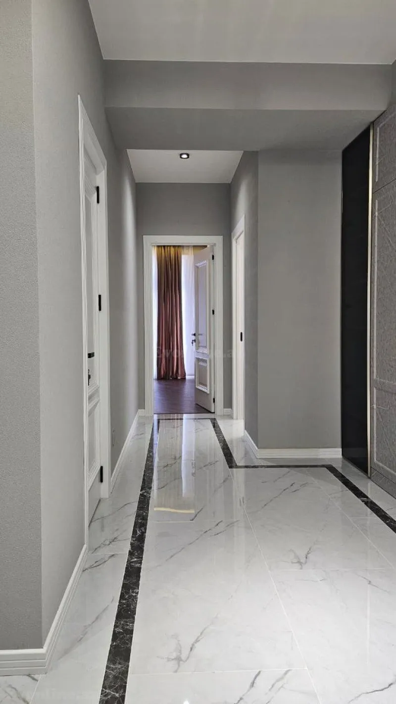 Satılır 4 otaqlı Mənzil Yeni tikili 178 m² Bayıl - şəkil 2
