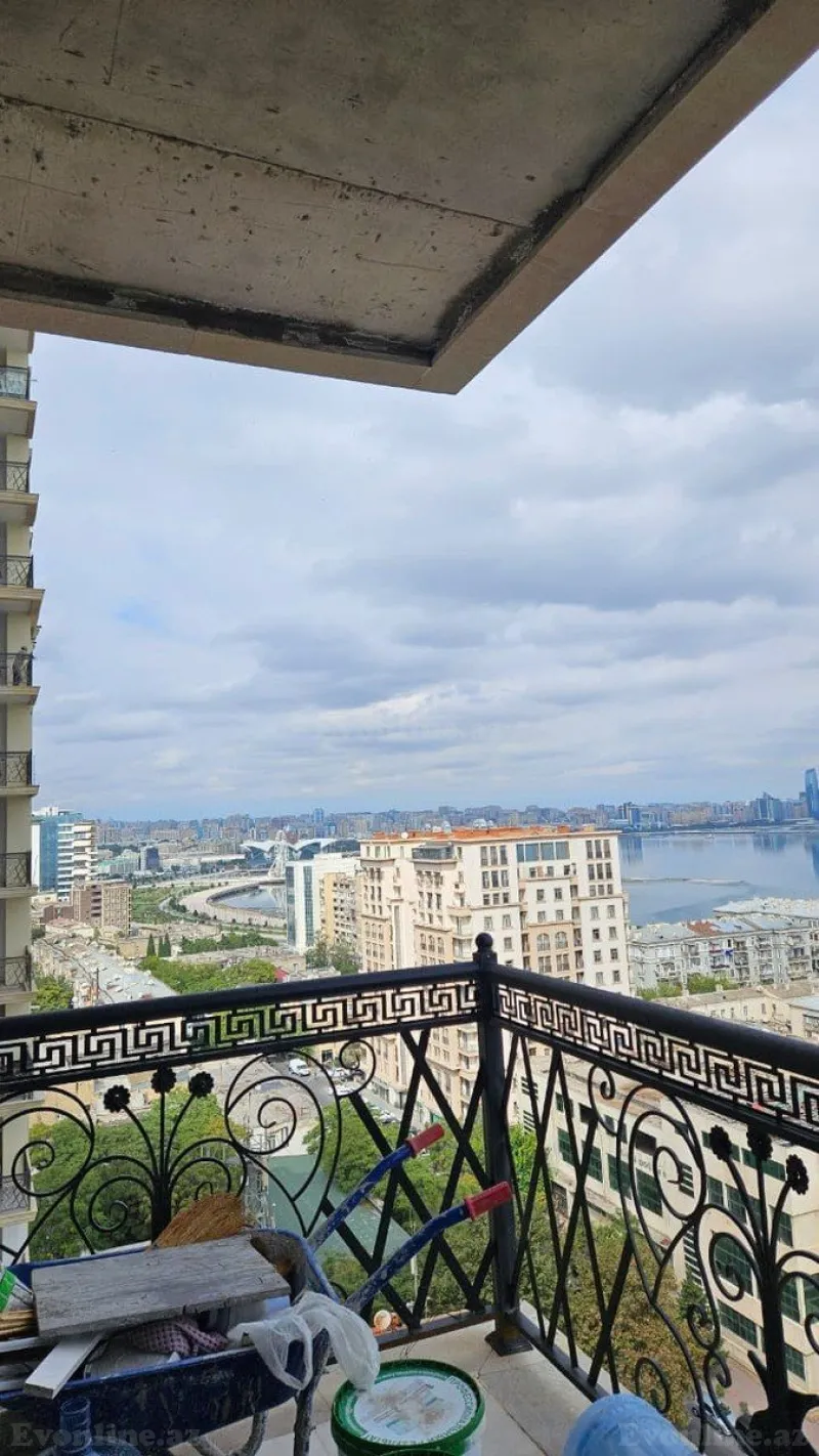 Satılır 4 otaqlı Mənzil Yeni tikili 178 m² Bayıl - şəkil 15