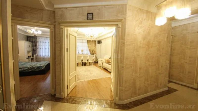3 otaqlı Mənzil 118 m² Xətai m. Satılır