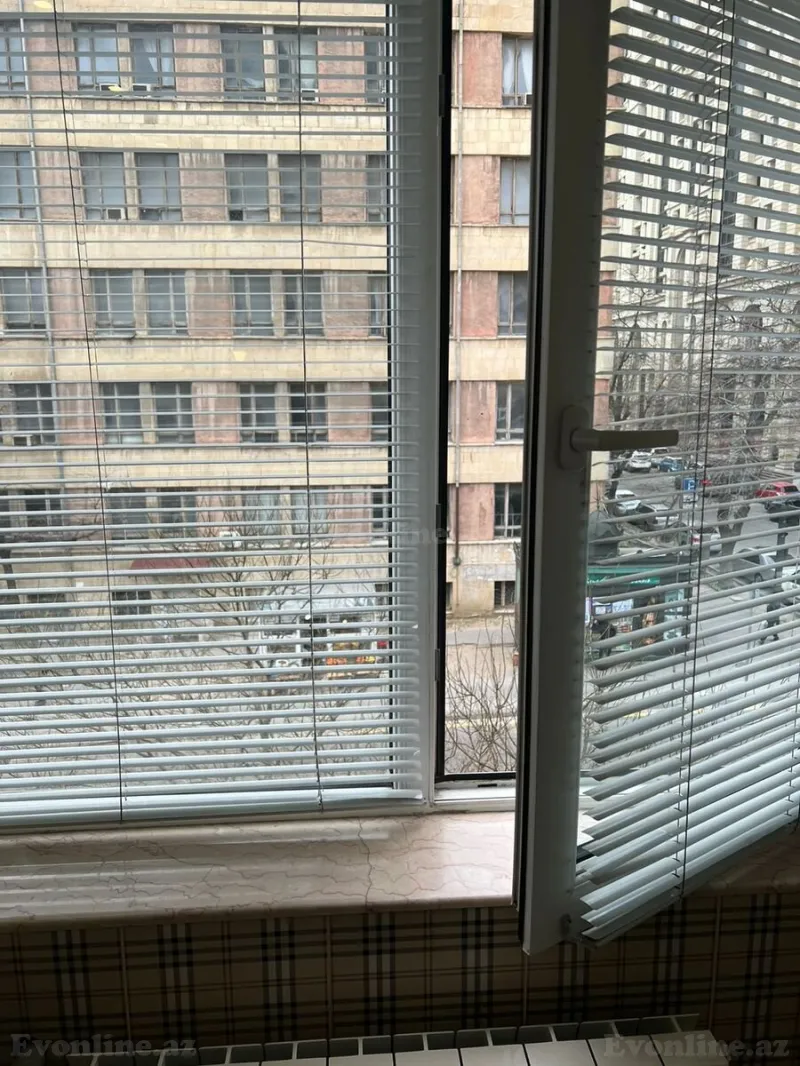 Kirayə verilir 3 otaqlı Mənzil Yeni tikili 135 m² Yasamal - şəkil 10