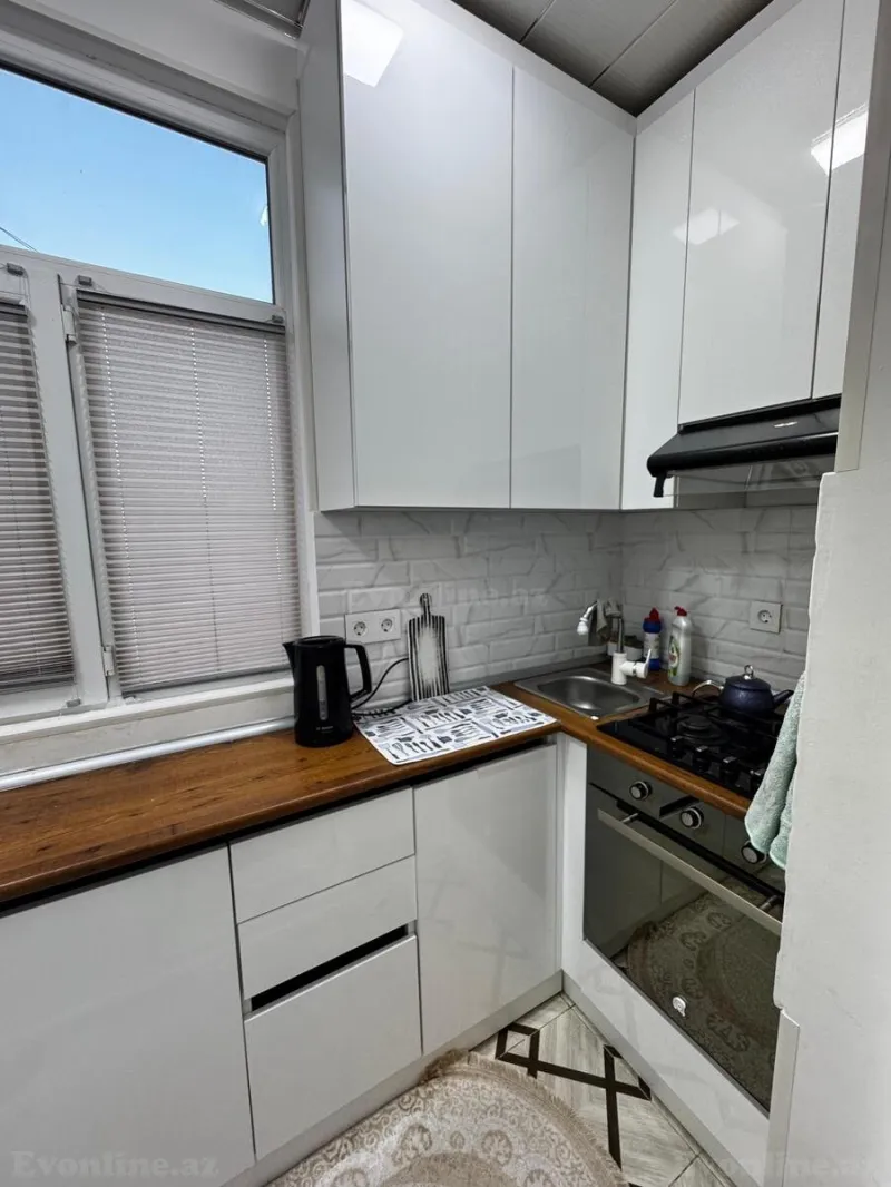 Satılır 2 otaqlı Mənzil Köhnə tikili 41 m² 7-ci mikrorayon - şəkil 12