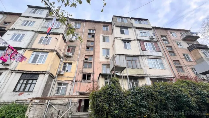 Satılır 3 otaqlı Mənzil Köhnə tikili 64 m² Badamdar - şəkil 2