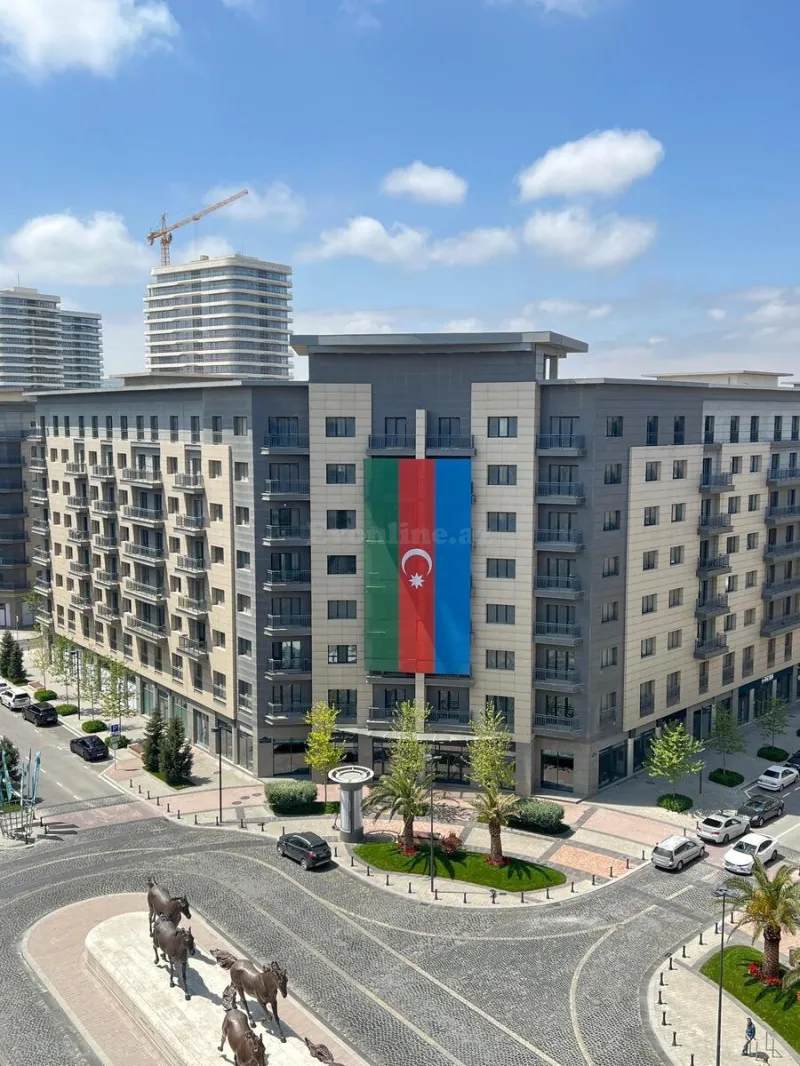 Satılır 4 otaqlı Mənzil Yeni tikili 192 m² Xətai r.
