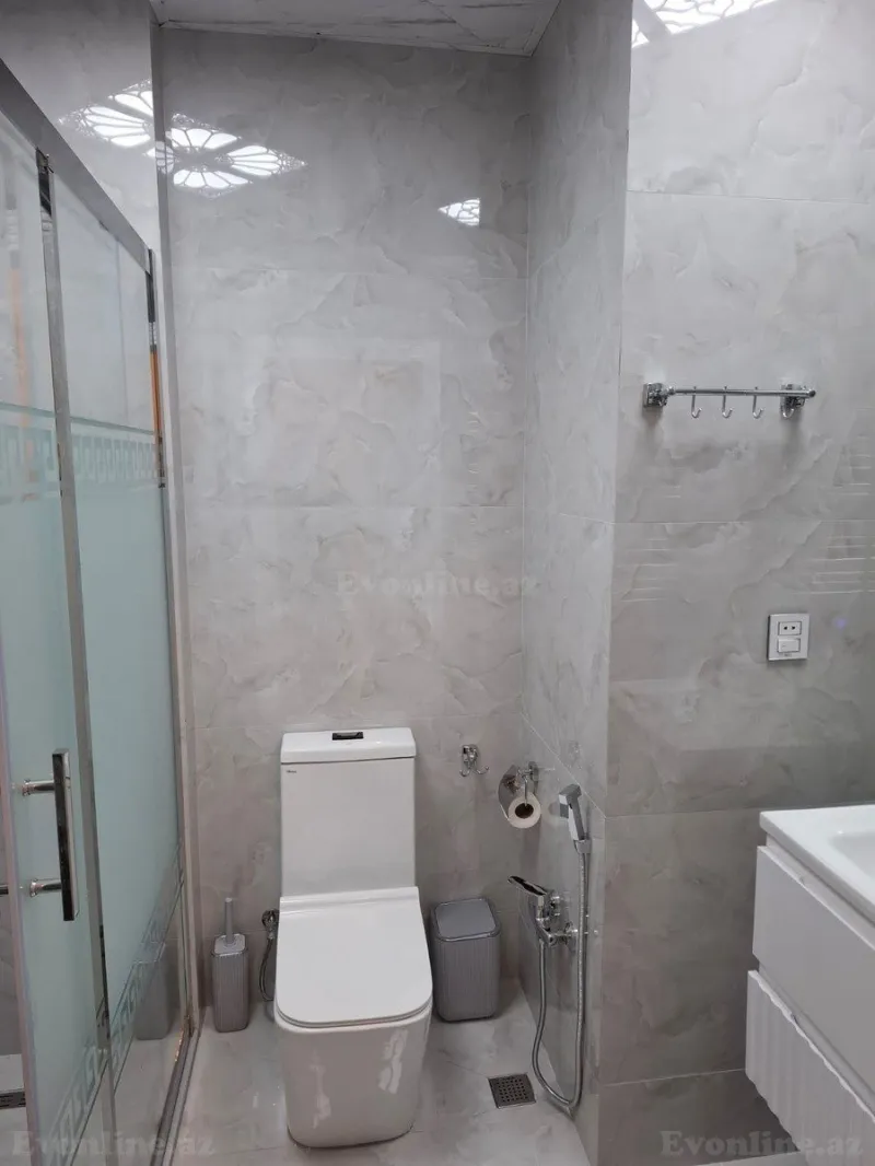 Kirayə verilir 2 otaqlı Mənzil Yeni tikili 50 m² Yasamal - şəkil 8