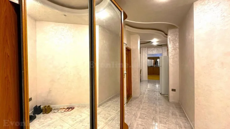 Satılır 3 otaqlı Mənzil Yeni tikili 102 m² 28 May m. - şəkil 5