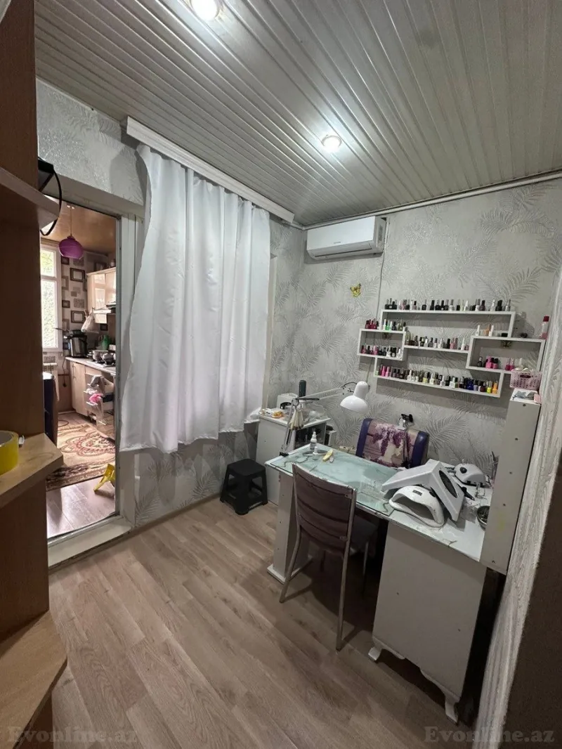 Satılır 2 otaqlı Mənzil Köhnə tikili 58 m² Neftçilər m. - şəkil 4