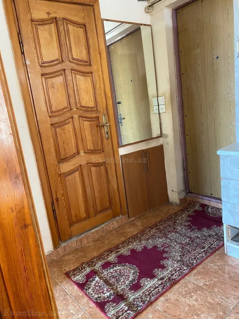 Satılır 2 otaqlı Mənzil Köhnə tikili 55 m² Həzi Aslanov m. - şəkil 2