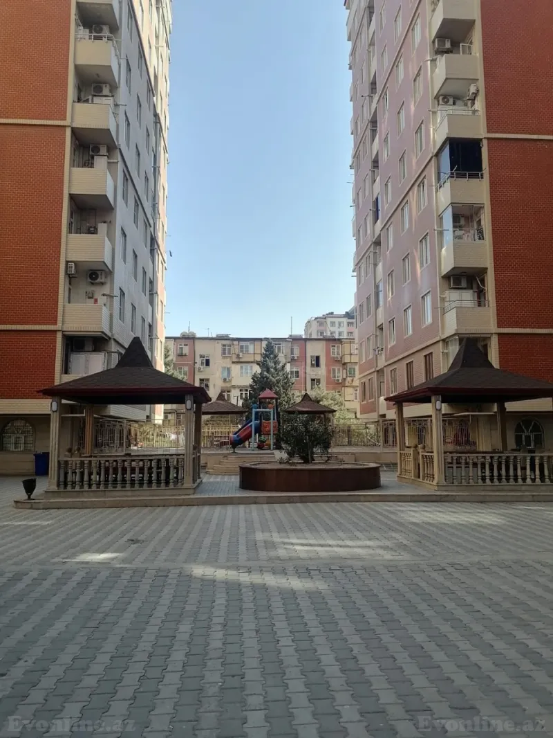 Satılır 4 otaqlı Mənzil Yeni tikili 200 m² 4-cü mikrorayon - şəkil 10