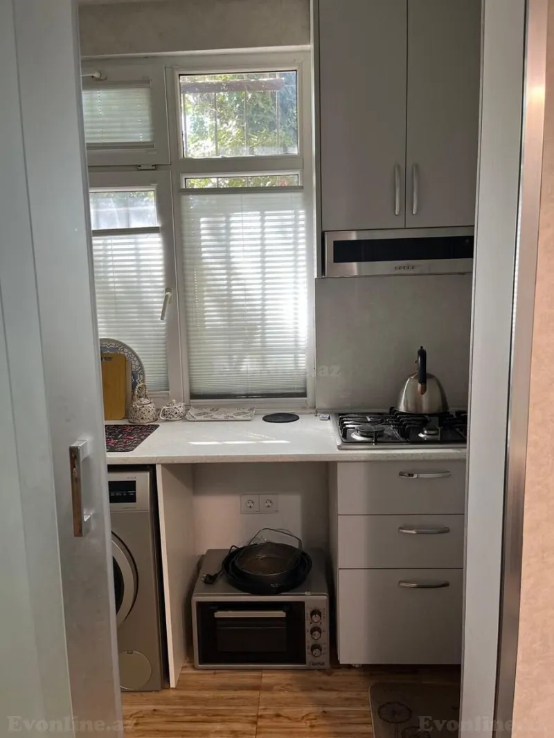 Satılır 2 otaqlı Mənzil Köhnə tikili 45 m² Yeni Yasamal - şəkil 6