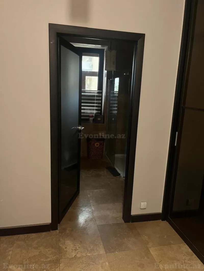 Kirayə verilir 3 otaqlı Mənzil Köhnə tikili 155 m² İçərişəhər m. - şəkil 3