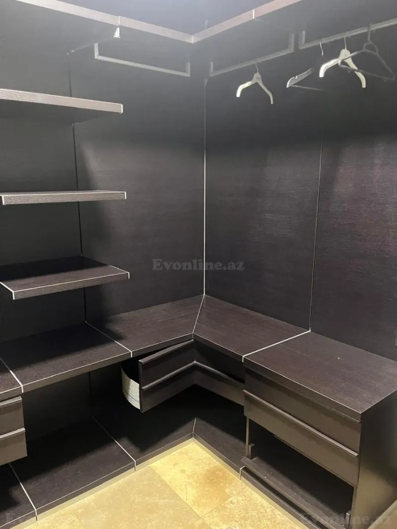 Kirayə verilir 3 otaqlı Mənzil Köhnə tikili 155 m² İçərişəhər m. - şəkil 15