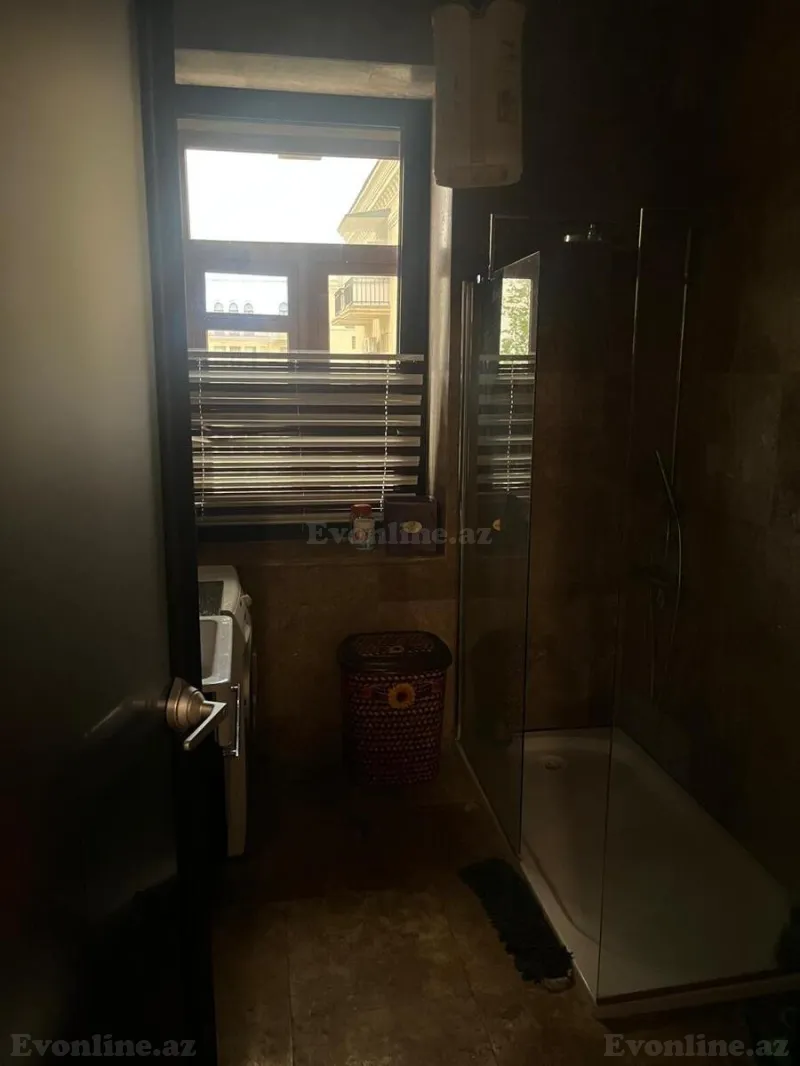 Kirayə verilir 3 otaqlı Mənzil Köhnə tikili 155 m² İçərişəhər m. - şəkil 20