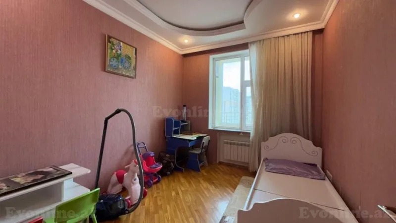 Kirayə verilir 4 otaqlı Mənzil Yeni tikili 160 m² Nərimanov r. - şəkil 8