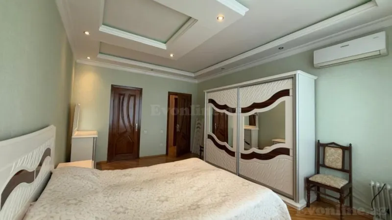 Kirayə verilir 4 otaqlı Mənzil Yeni tikili 160 m² Nərimanov r. - şəkil 12