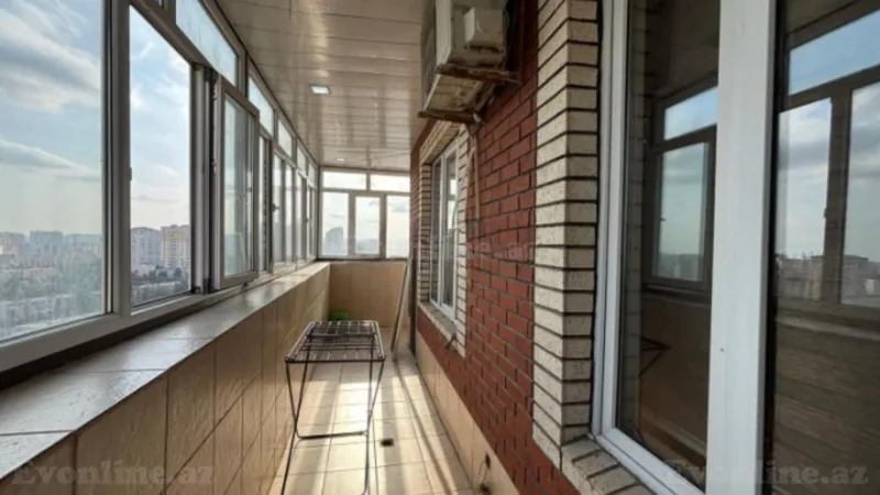 2 otaqlı Mənzil 85 m² 9-cu mikrorayon Satılır