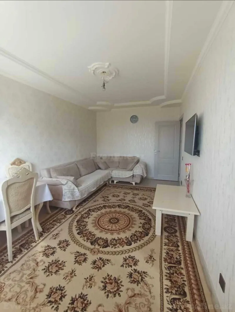 Satılır 2 otaqlı Mənzil Köhnə tikili 60 m² Əhmədli - şəkil 2