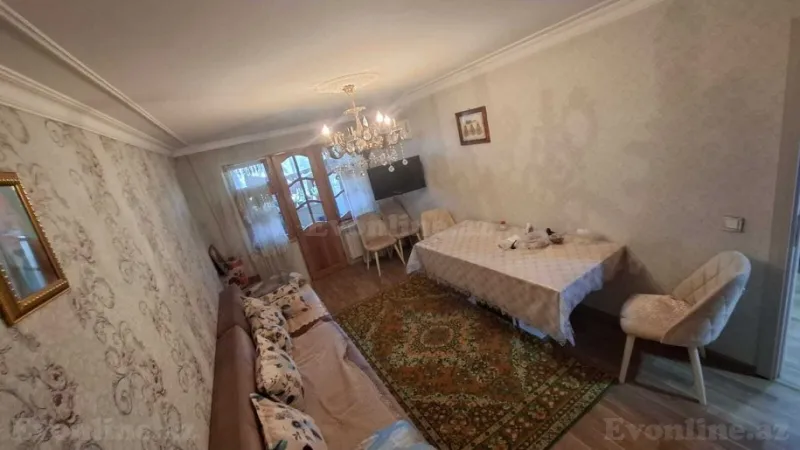Satılır 3 otaqlı Mənzil Köhnə tikili 65 m² Neftçilər m.