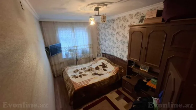 Satılır 3 otaqlı Mənzil Köhnə tikili 65 m² Neftçilər m. - şəkil 3