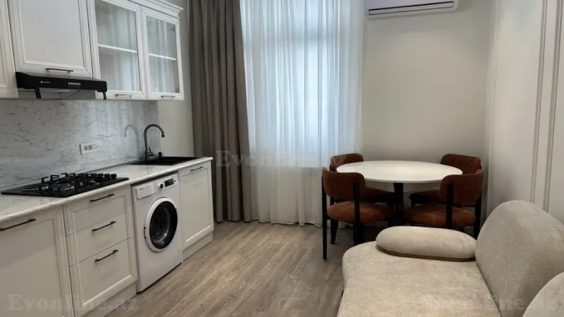 Kirayə verilir 2 otaqlı Mənzil Yeni tikili 50 m² Yeni Yasamal - şəkil 2