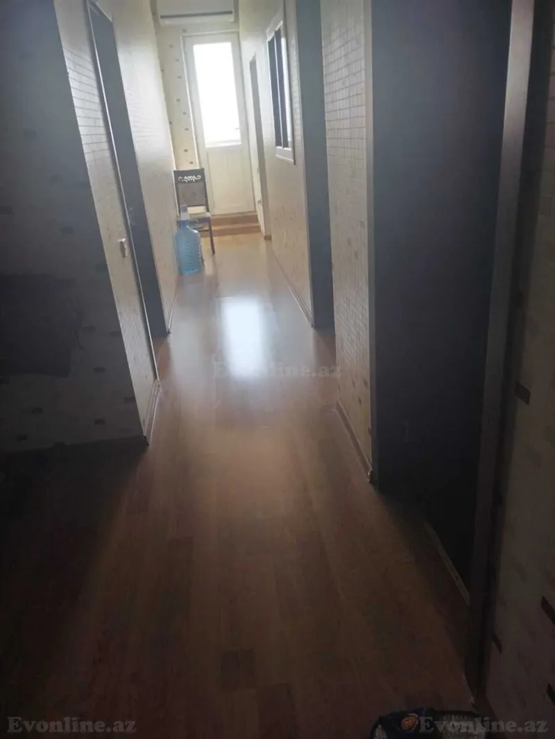 Satılır 3 otaqlı Mənzil Yeni tikili 71 m² 4-cü mikrorayon - şəkil 2