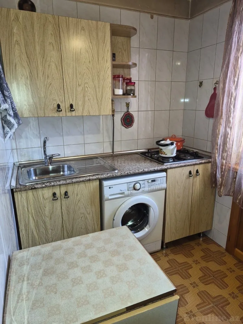Satılır 2 otaqlı Mənzil Köhnə tikili 50 m² Neftçilər m. - şəkil 7