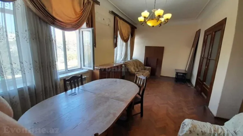 Satılır 3 otaqlı Mənzil Köhnə tikili 100 m² Nəsimi r. - şəkil 5
