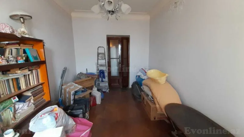 Satılır 3 otaqlı Mənzil Köhnə tikili 100 m² Nəsimi r. - şəkil 8