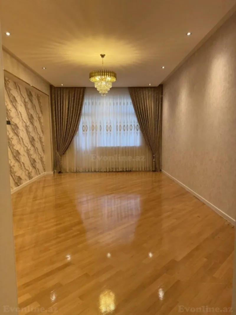 Satılır 3 otaqlı Mənzil Yeni tikili 135 m² Elmlər Akademiyası m.