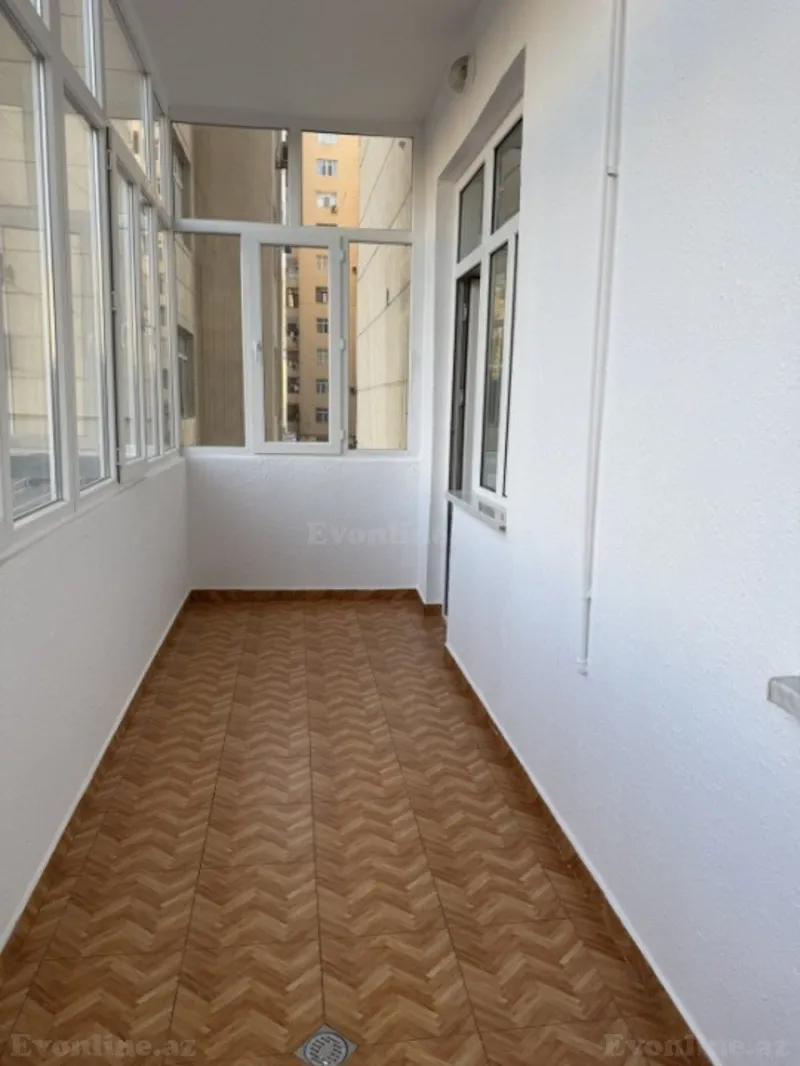 Satılır 3 otaqlı Mənzil Yeni tikili 135 m² Elmlər Akademiyası m. - şəkil 15