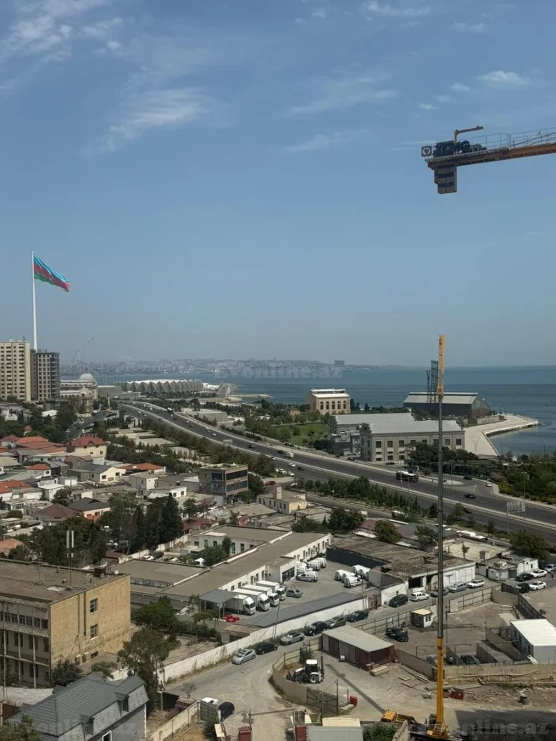 Satılır 4 otaqlı Mənzil Yeni tikili 170 m² Bayıl - şəkil 2