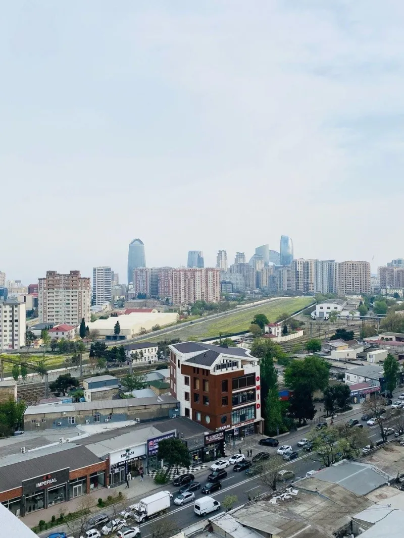 Kirayə verilir 2 otaqlı Mənzil Yeni tikili 70 m² Nərimanov r. - şəkil 2