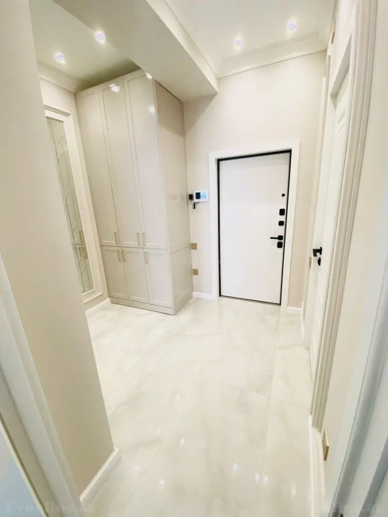 Kirayə verilir 2 otaqlı Mənzil Yeni tikili 70 m² Nərimanov r. - şəkil 5