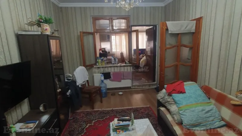1 otaqlı Mənzil 30 m² 4-cü mikrorayon Satılır