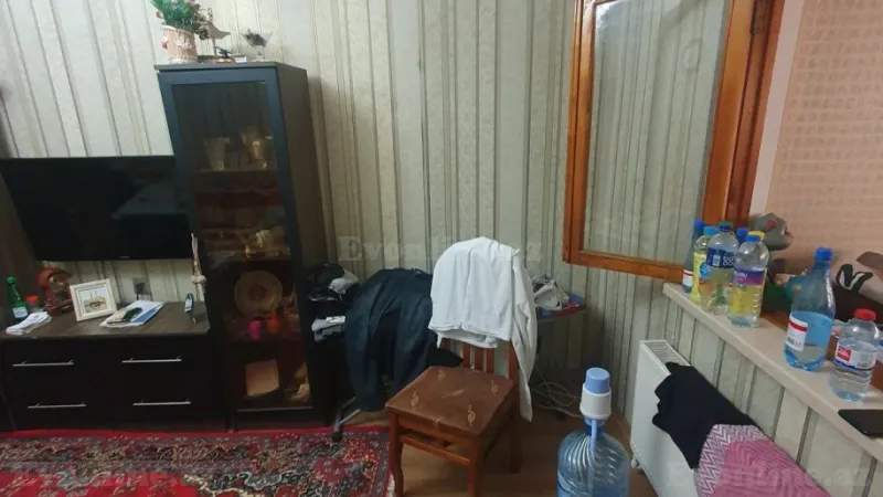 Satılır 1 otaqlı Mənzil Köhnə tikili 30 m² 4-cü mikrorayon - şəkil 3