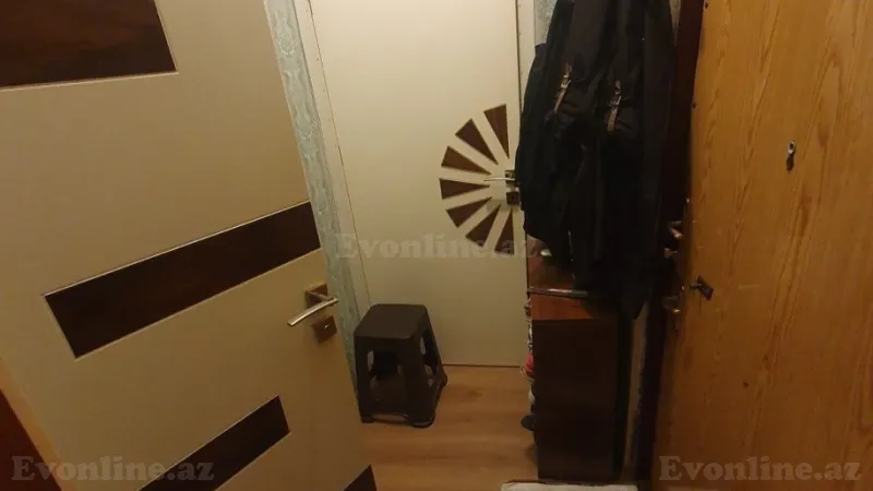 Satılır 1 otaqlı Mənzil Köhnə tikili 30 m² 4-cü mikrorayon - şəkil 8