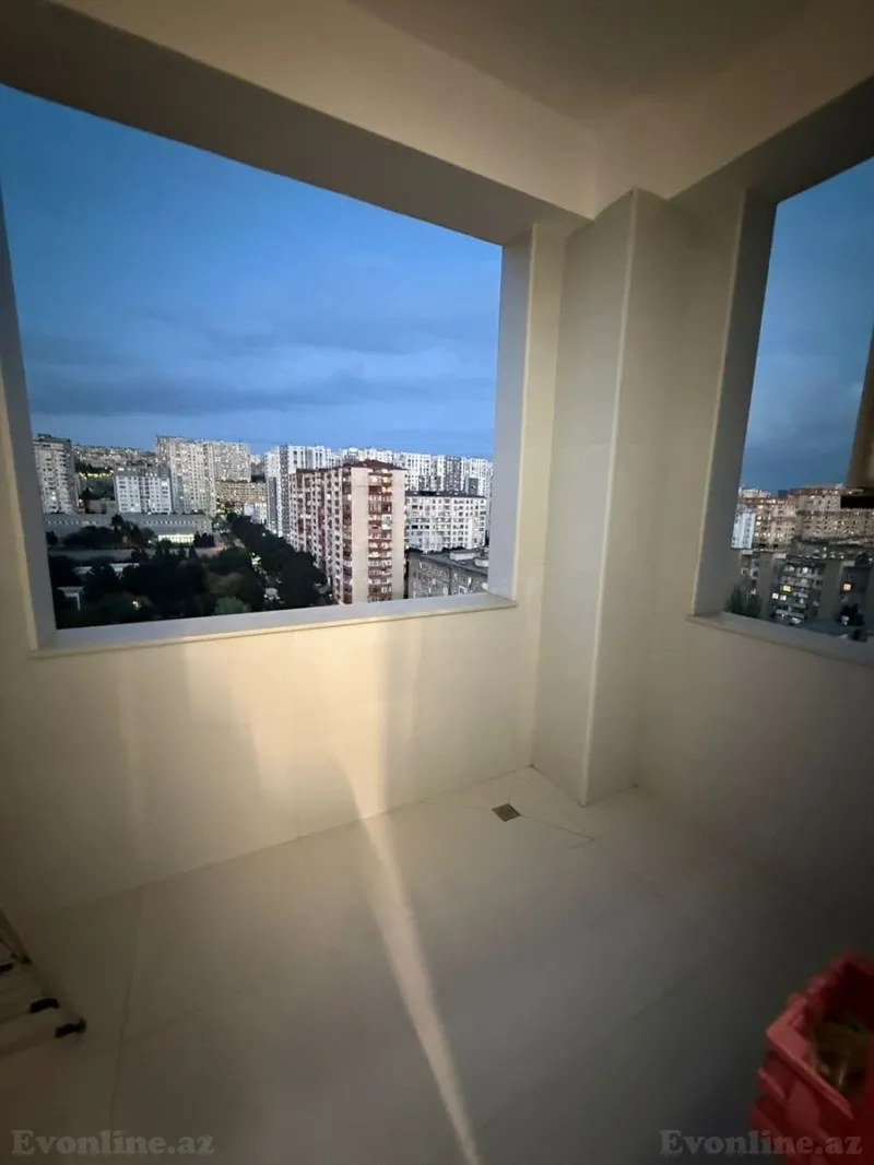 Satılır 3 otaqlı Mənzil Yeni tikili 111 m² Həzi Aslanov m. - şəkil 13